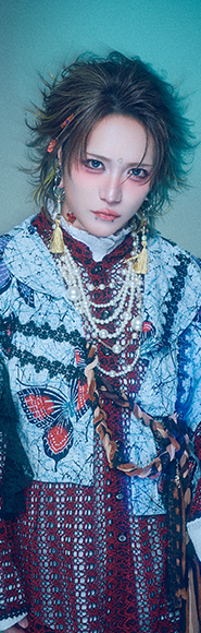 profile03.jpg